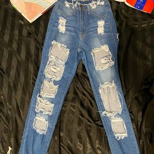 My favorite ripped jeans!